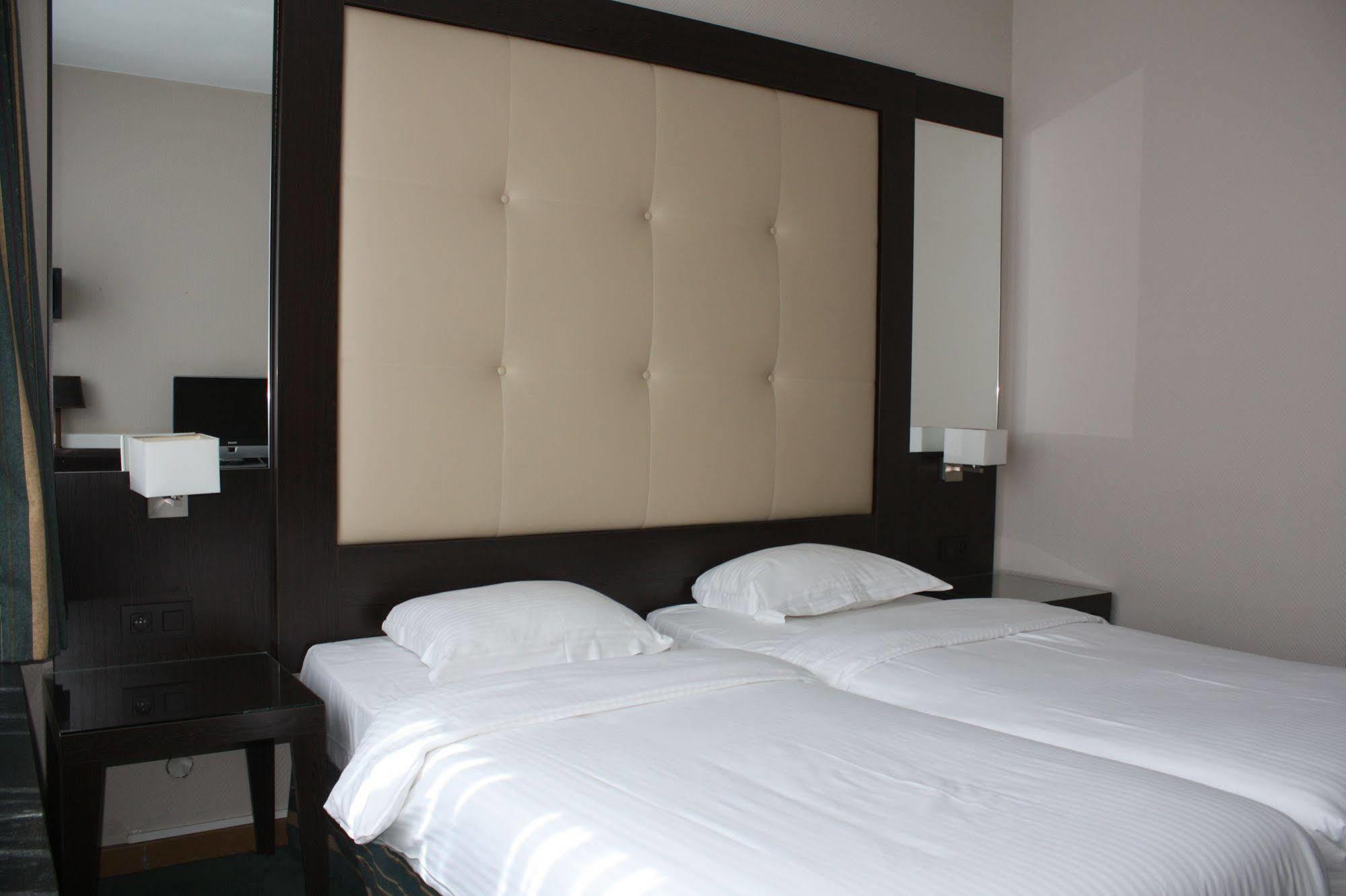 Hotel Plasky Schaerbeek Kültér fotó
