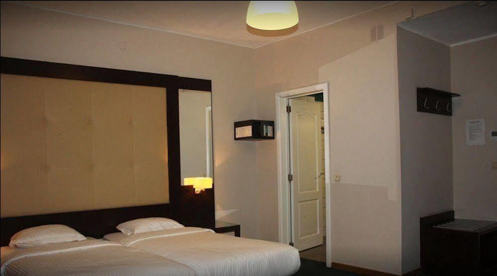Hotel Plasky Schaerbeek Kültér fotó