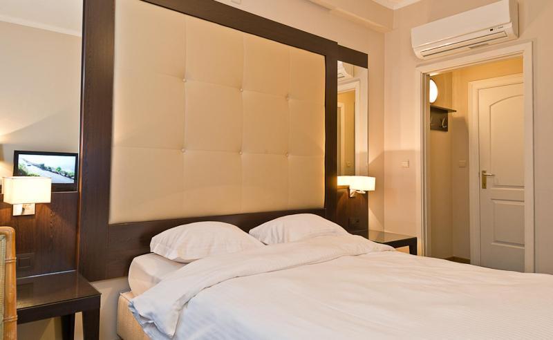 Hotel Plasky Schaerbeek Kültér fotó
